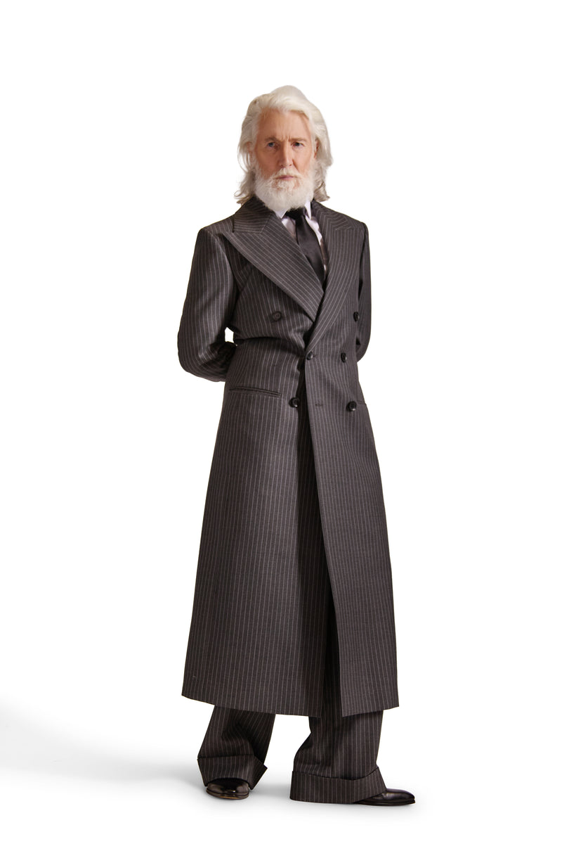 Tailored Peak Lapel Double Breasted Wool Overcoat