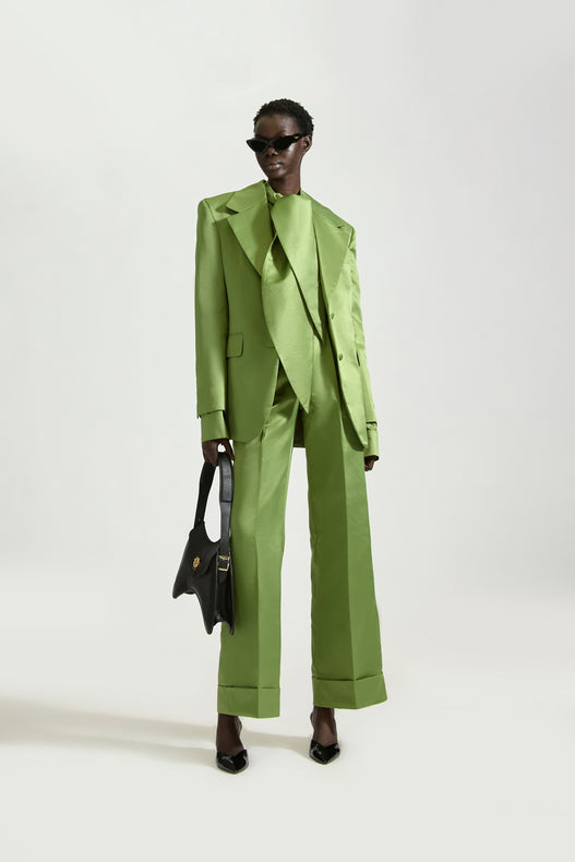 Tailored Single Breasted Satin Suit & Flap Collar Shirt