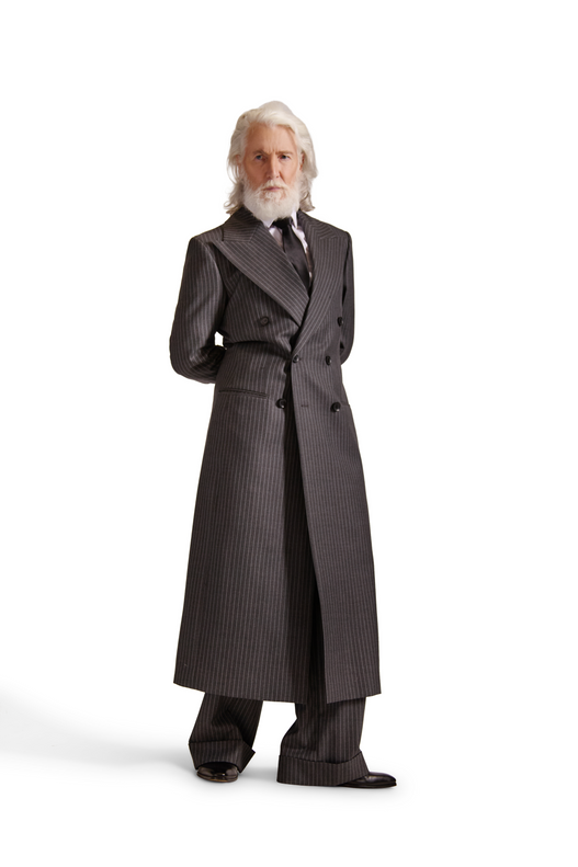 Tailored Peak Lapel Double Breasted Wool Overcoat